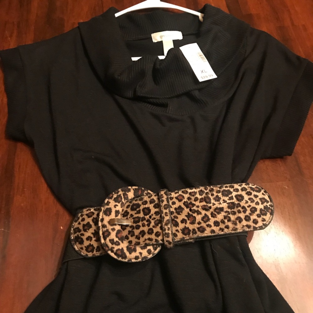 Sweater top w/ leopard belt